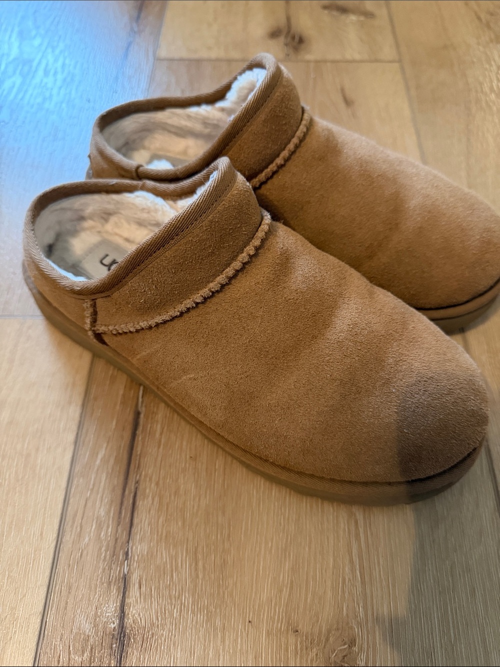 Ugg classic slipper 8